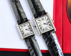 Montre mécanique automatique élégante et tendance avec lunette incrustée de diamants et bracelet en cuir de crocodile bleu profond brillant - Product Image 3