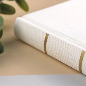 Doublure en tissu de haute qualité livre décoratif à la mode impression personnalisée Journal à couverture rigide livres Service d'impression personnalisé