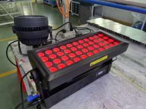 Projecteur LED mural haute luminosité <span class=keywords><strong>SGM</strong></span> <span class=keywords><strong>P5</strong></span> 44x10W RGBW IP65 pour extérieur, éclairage de scène et de ville - Product Image 3