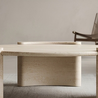 Table basse en faux travertin, table console beige moderne, pièce maîtresse pour le salon, meubles sur mesure avec un design professionnel