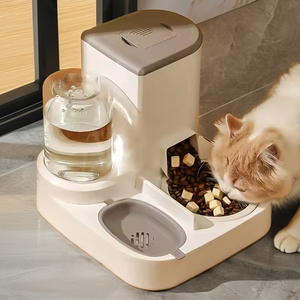 Distributeur automatique antidérapant 2-en-1 Petdom Factory pour aliments et eau pour animaux de compagnie – Gamelles pour chiens - Product Image 4