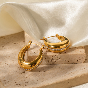 ต่างหูสแตนเลสปลายสูงต่างหูเพชรสวิสแบบห่วง - Product Image 2