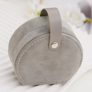 Luxurious Hand-held <b>Mini</b> Velvet Jewelry Storage <b>Box</b> with Zipper Closure Portable Cute Gift <b>Box</b> for Necklaces Rings Earrings - Product Image 6