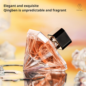 น้ำหอมคุณภาพสูง กลิ่นดอกไม้ ขวดทรงเพชร กลิ่นหอมติดทนนาน สารสกัดจากพืช ปลอดภัย บริสุทธิ์ ให้ความรู้สึกเย้ายวนใจ สเปรย์น้ำหอมหรูหรา - Product Image 2