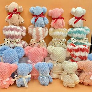 <span class=keywords><strong>Serviette</strong></span> en polaire corail motif ours-ananas et <span class=keywords><strong>lapin</strong></span> mignon, couleur unie, haute qualité, pour cadeau d'anniversaire, vente en gros <span class=keywords><strong>de</strong></span> mode - Product Image 2