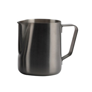 Pichet à mousse de lait en acier inoxydable 10oz, design minimaliste, accessoire durable pour le café et le thé - Product Image 1
