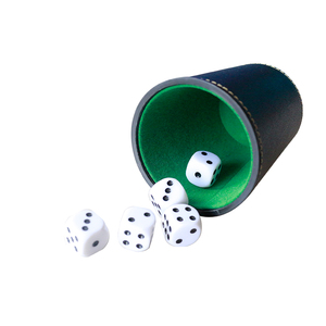 Juego de tazas de dados de polipiel con compartimento de almacenamiento, coctelera forrada de fieltro, incluye 5 dados de puntos para <span class=keywords><strong>Farkle</strong></span>/Craps/Backgammon/Bar - Product Image 5