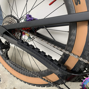 Nouveau style Autres pièces de vélo ENLEE Guide-chaîne de vélo de montagne En stock <span class=keywords><strong>Garde</strong></span>-chaîne de vélo en silicone - Product Image 2