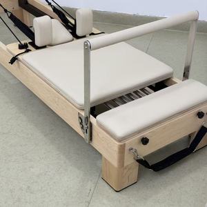 Máquina de Pilates Reformer de Arce con Torre, Equipo de Fitness Comercial de Alta Calidad, <span class=keywords><strong>Venta</strong></span> Directa de Fábrica - Product Image 4