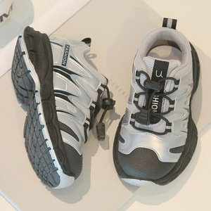 รองเท้ากีฬาเด็กฤดูใบไม้ผลิ สำหรับเด็กชายและเด็กหญิง รองเท้าลำลองหุ้มข้อสูง รองเท้าบาสเก็ตบอล รองเท้าวิ่งเด็ก ระบายอากาศได้ดี กันลื่น สวมใส่สบาย - Product Image 4