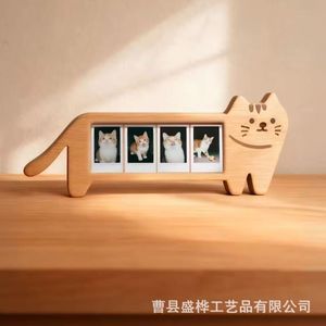 กรอบรูปสี่ช่องรูปแมวการ์ตูนพร้อมฐานตั้งโต๊ะไม้สำหรับเก็บความทรงจำการเติบโตของสัตว์เลี้ยง - Product Image 1