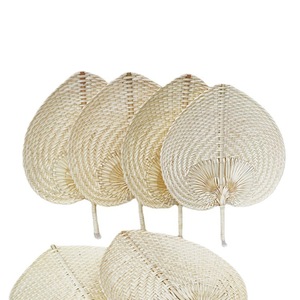 Bamboo Craft Children Cool and Retro Weave Hand Fan Heart/ Handwoven Personalized Palm Hand Fans Rattan