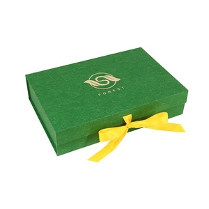 Special Design Custom Magnetic Closure Christmas Big Box Gift With Logo