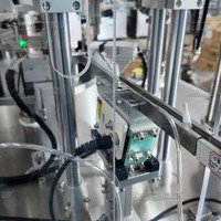 SIPUXIN Déboucheur automatique de flacons compte-gouttes + Machine de remplissage et de bouchage rotative à 2 têtes avec obturation interne