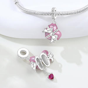 Nuevo colgante de regalo en forma de corazón de latón blanco, accesorio de pulsera DIY de alta gama, original y de moda, exclusivo para mujeres. - Product Image 5