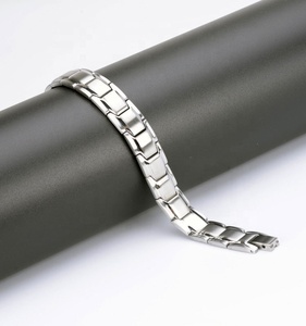 กำไลข้อมือป้องกันรังสีไทเทเนียม,กำไลข้อมือเพื่อสุขภาพสำหรับผู้ชายควอนตัมพลังงานชีวภาพแบบ4อิน1 - Product Image 5