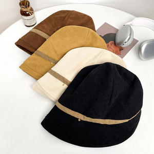 Gorro de pescador vintage versátil para otoño e invierno con aislamiento de pana y protección para las orejas - Product Image 2