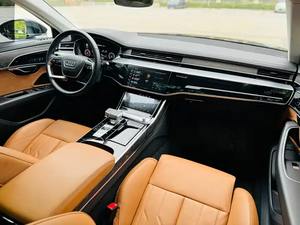 ออดี้ <span class=keywords><strong>A8</strong></span> <span class=keywords><strong>2023</strong></span> A8L 45 TFSI <span class=keywords><strong>Luxury</strong></span> Edition - Product Image 6