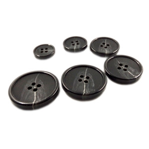 Ampliamente utilizado buena calidad cuerno de botones de resina para hombres traje de Damas abrigo de viento - Product Image 1