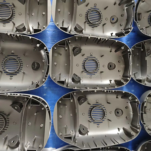 Composants de boîtier en aluminium moulé sous pression CR OEM avec surface lisse et incurvée, conception creuse, haute précision, multi-moules séparés - Product Image 1