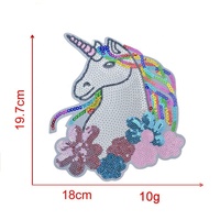 Patch Licorne Personnalisé à Paillettes, Badge Brodé Arc-en-ciel, Applique Cheval Scintillant, Animal Magique Adorable à Thermocoller pour Vêtements d'Enfants et Jouets DIY