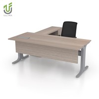 Bureau de direction de luxe gris moderne IULTRA, table de PDG en forme de L avec fente de gestion des câbles