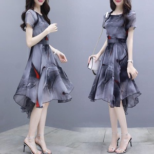 Nouvelle Robe d'été pour Femme à Manches Courtes, Style Coréen, Effet Amincissant, Imprimée, Col Rond, en Mousseline de Soie Fluide - Product Image 3