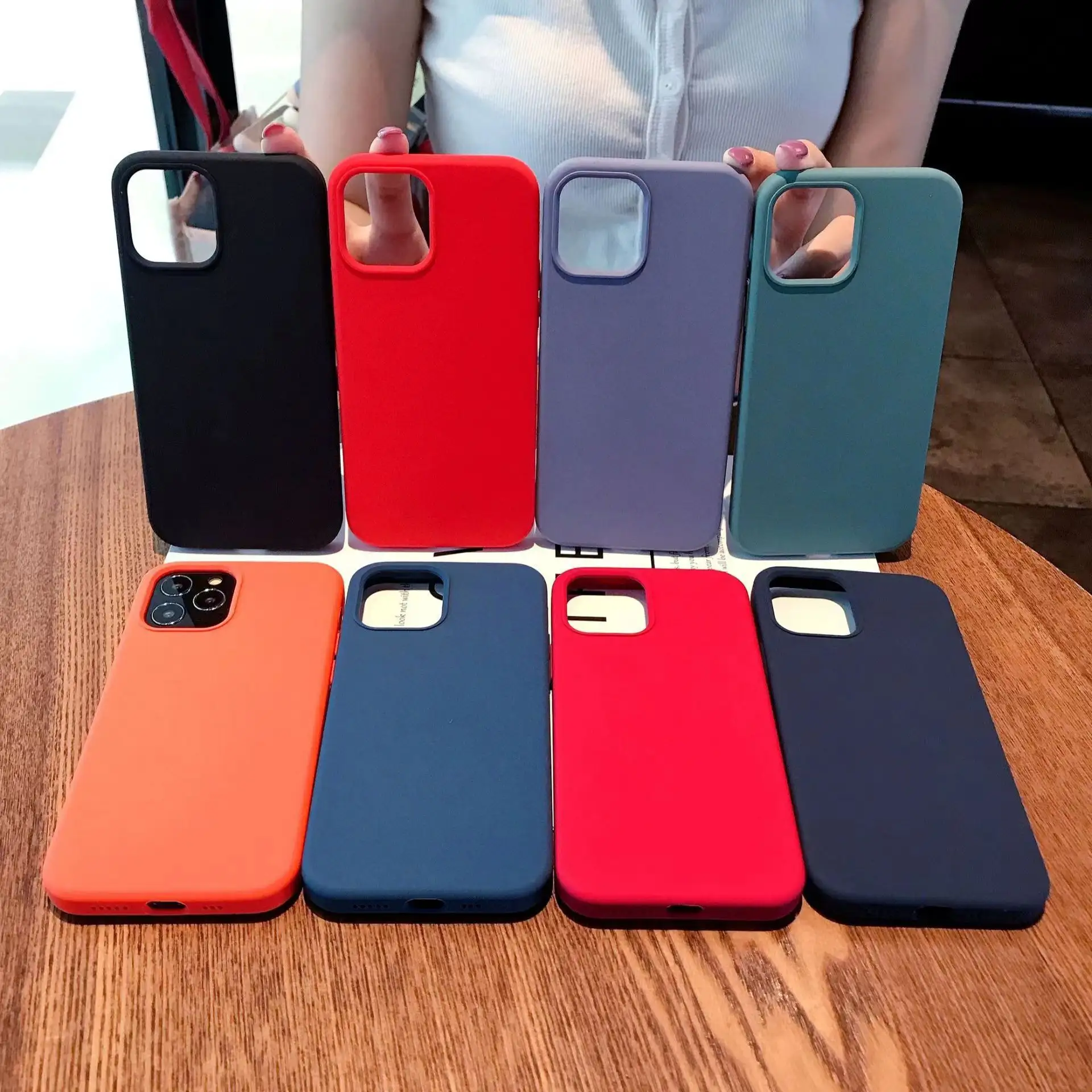 Nieuwe Custom Effen Kleur Mobiele Telefoon Case Voor Apple Iphone 12 13 14 Pro Max Officiële Originele Logo Vloeibare Siliconen Telefoonhoes