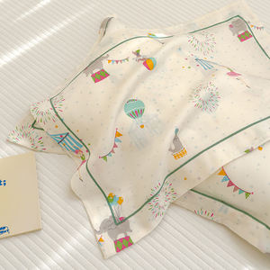 Cute Animal <span class=keywords><strong>Friends</strong></span> 100% para Tencel Kids Funda De Almohada Floral y patrón de caracteres Funda suave para camas Tiempo de siesta para uso hospitalario - Product Image 2