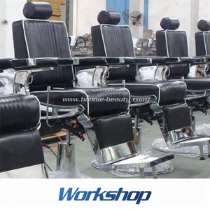 Sillas de Barbería Modernas y Resistentes BonnieBeauty con Estructura de Hierro Fundido, Cuero PU, Bomba Hidráulica y Capacidad de 300 kg - Product Image 6