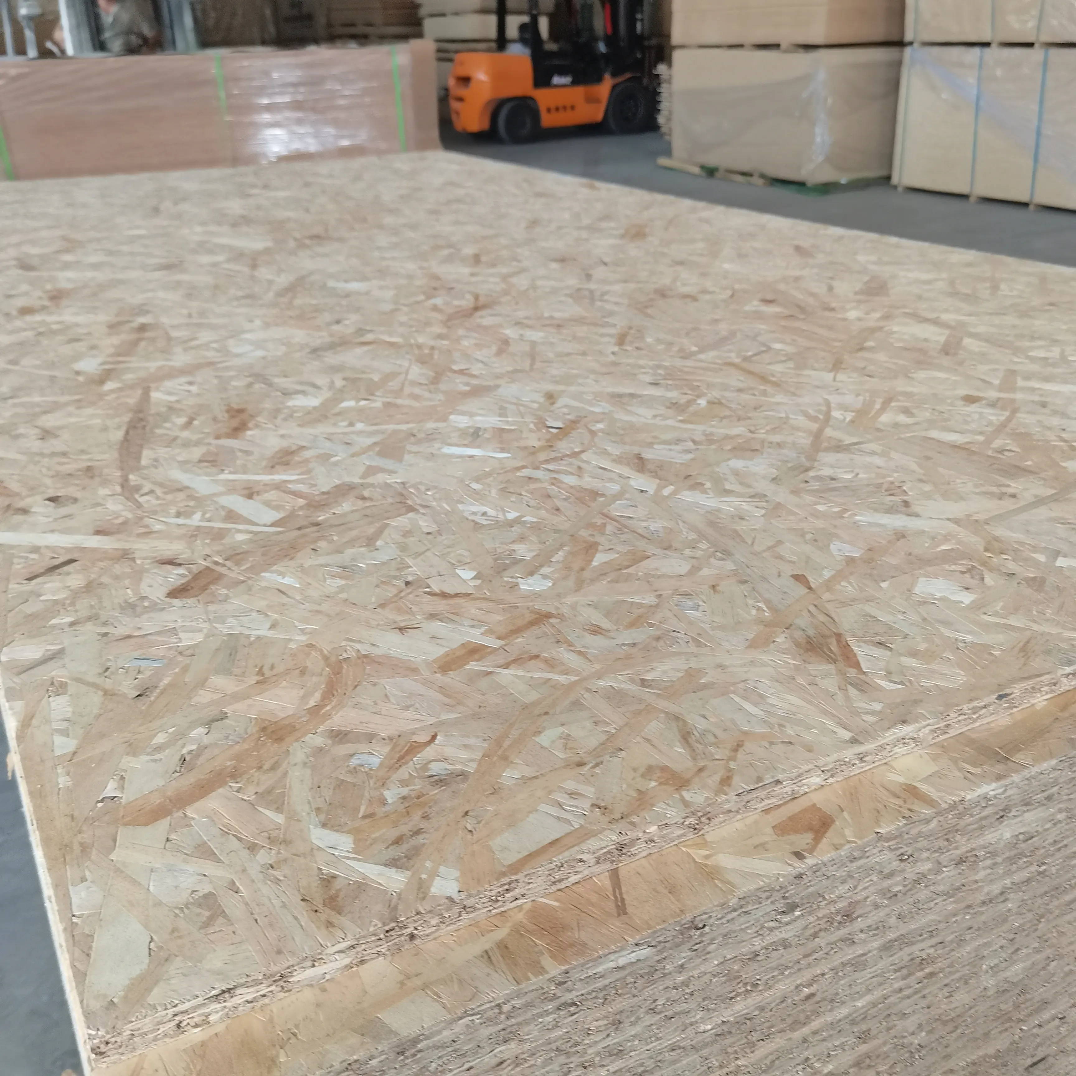 4*8ft Engineered plywood OSB 9mm 12mm 15mm 18mm OSB 3 OSB 2 (Oriented Strand Board) for construction