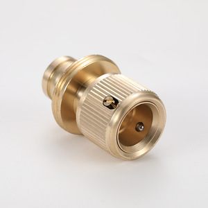 Adaptador de Conector Rápido de 6 Puntas de Cobre Puro Han Dabang para Conexiones de Agua, Forma Redonda - Product Image 1