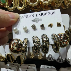 तेंदुए ट्रेंडी इयररिंग सेट हॉट इयररिंग एलर्जी मुक्त तरनिश 6 जोड़ी ईयररिंग सेट नहीं फीके कोई फीका नहीं - Product Image 1