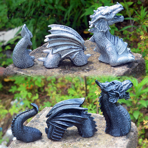 Adornos de jardín al aire libre DRD15 Figuras de animales Estatua de Dragón Volador de resina plateada negra Dragones de resina - Product Image 1