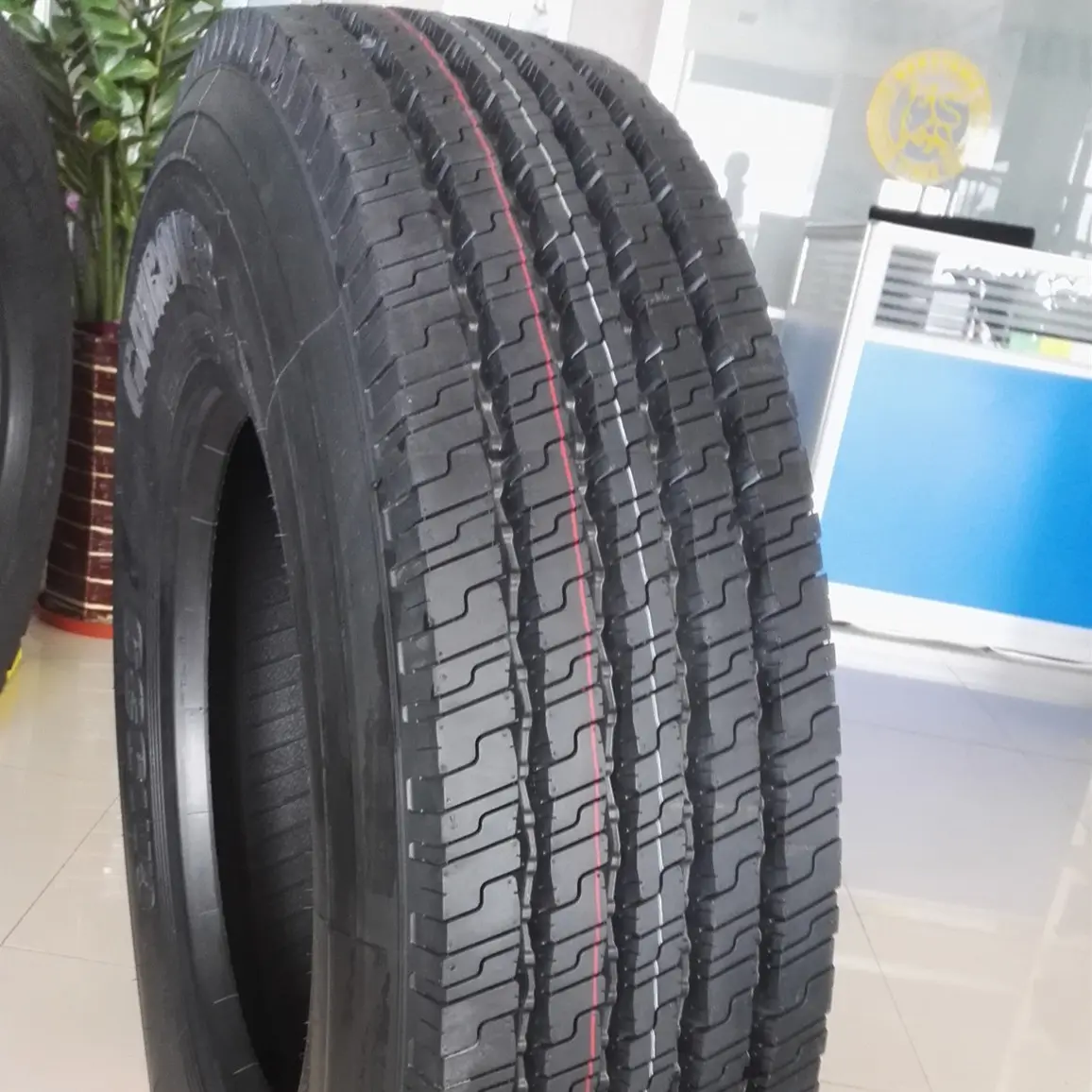 TRIANGLE BRAND TBR tyre all steel radial truck tyre 295/80 r22.5