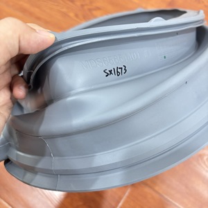 Joint d'étanchéité en caoutchouc pour porte de machine à laver MDS65654401 – Pièce de rechange durable - Product Image 1