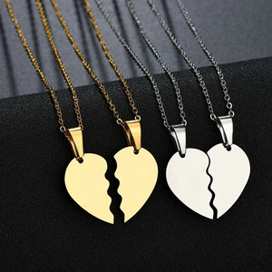 Collar de moda gargantilla clásica de acero inoxidable Simple personalizado pareja nombre Collar personalizado corazón collar a juego - Product Image 2