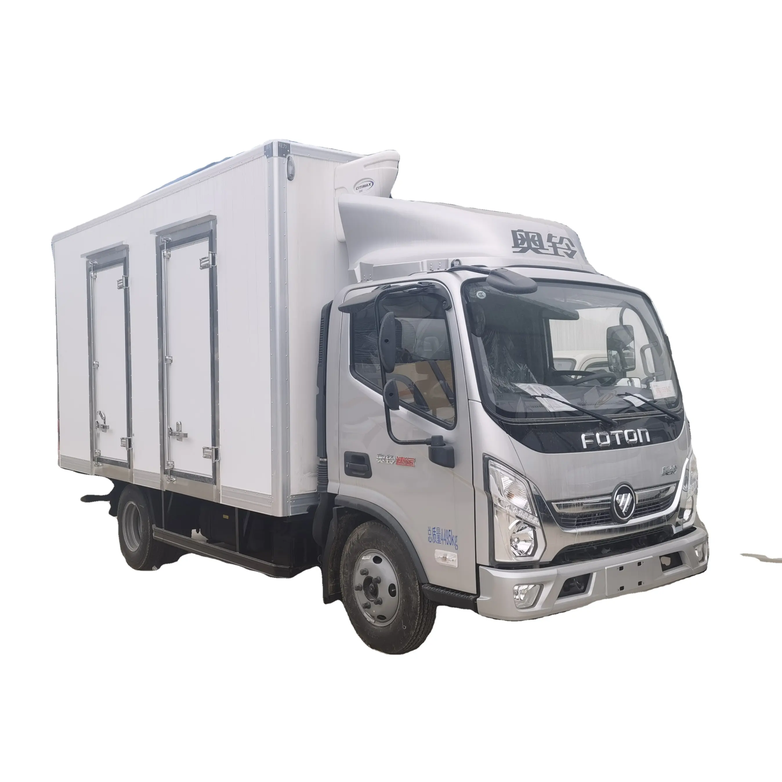 Foton Frozen food van truck 4x2 drive refrigeration van box truck cooling box truck