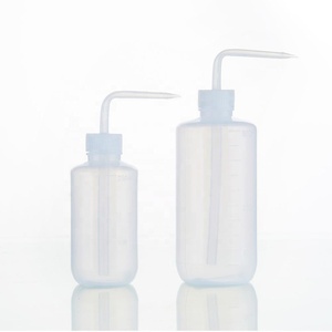 Outil de jardinage Bouteilles à eau transparentes <span class=keywords><strong>en</strong></span> <span class=keywords><strong>plastique</strong></span> transparent rond 250ml 500ml Boîte brune moderne <span class=keywords><strong>en</strong></span> <span class=keywords><strong>plastique</strong></span> noir Boîte à fleurs pour l'extérieur - Product Image 2