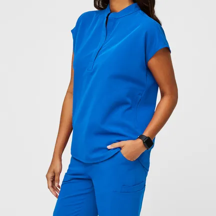 OEM Customize Medical Nursing Jogger Scrubs Nursing Hospital Uniform Woman Top Scrub Suit Scrubs Uniforms Sets Fashionable