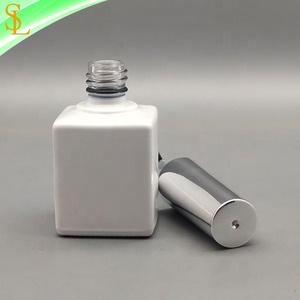 ขวดยาทาเล็บทรงสี่เหลี่ยมขนาด<span class=keywords><strong>15</strong></span>มล.,สีขาวทาเล็บเปล่าพร้อมฝาสีเงินและแปรง - Product Image 6