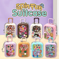 Mini jouet anti-stress rotatif style jeu, breloque à suspendre pour valise et sac à dos, porte-clés couple, ornement promotionnel créatif