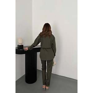 Conjunto de Traje Gabardina Color Caqui para Mujer, Disponible al por Mayor - Product Image 1