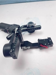 HFT Professional RS 3 Mini Gimbal con Control Remoto Inalámbrico 1.5 Dimensiones - Controlador Mayorista para Móviles - Product Image 5
