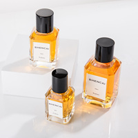 Bouteille en verre carrée transparente de luxe 2026, 50ml, 30ml, 100ml, vide, sérigraphiée, couleur personnalisée, avec étiquette gaufrée et fenêtre