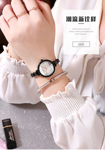 Reloj de pulsera creativo con diseño de cuadros en oro rosa, moderno reloj de cuarzo. - Product Image 6