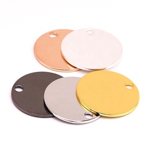 Tuỳ Chỉnh Công Ty Thương Hiệu Logo Đóng Dấu Khắc Kim Loại Đồ Trang Sức Vòng Shaped Blanks Thẻ Charms Với Jump <span class=keywords><strong>Ring</strong></span> - Product Image 3