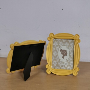 Cornice dorata, materiale in resina adatto per la decorazione della casa per attirare l'attenzione del pubblico - Product Image 1