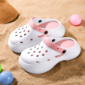 รองเท้าผู้หญิงสีขาวแบบสวม พื้นรองเท้า EVA หนา พร้อมพื้นรองเท้าด้านนอก PU ด้านบนและด้านในเป็น PU เพิ่มความสูง ใช้ได้ทั้งภายนอกและภายในอาคาร - Product Image 3