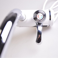 Robinet d'eau rotatif pour salle de bain cuisine robinet de chauffage électrique sans réservoir 110V robinet de chauffe-eau avec affichage numérique LED